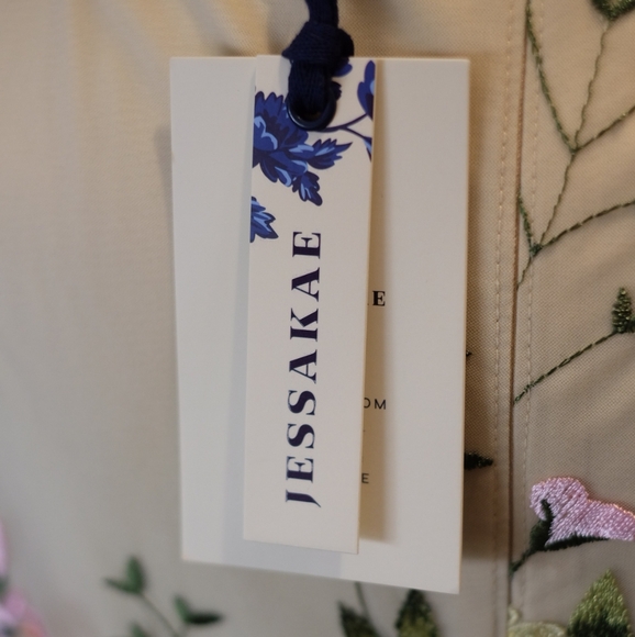 JessaKae Blushing Flora Midi Gown with Puff Sleeves for Cocktail Events, NWT, 2X - Picture 2 of 8